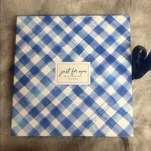 Bath & Body Works Gingham Gift Box